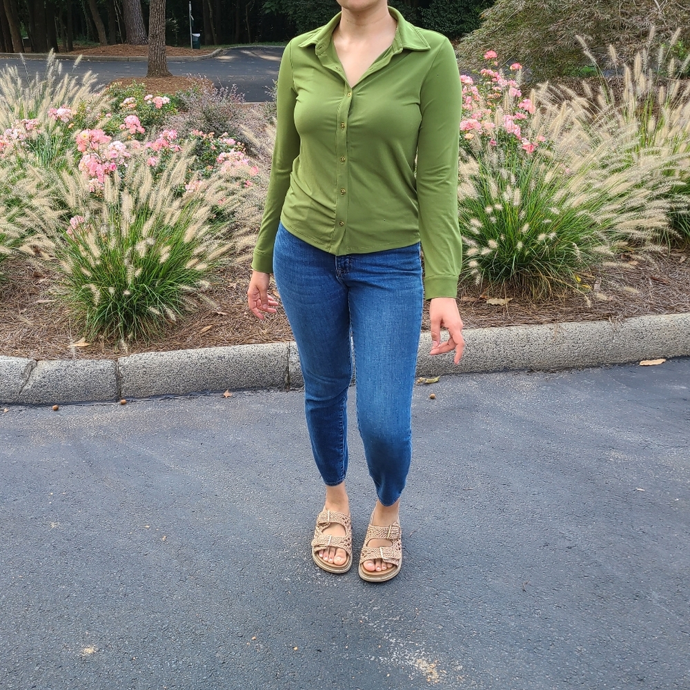 Tahari Green Top and Blue Skinny Jeans